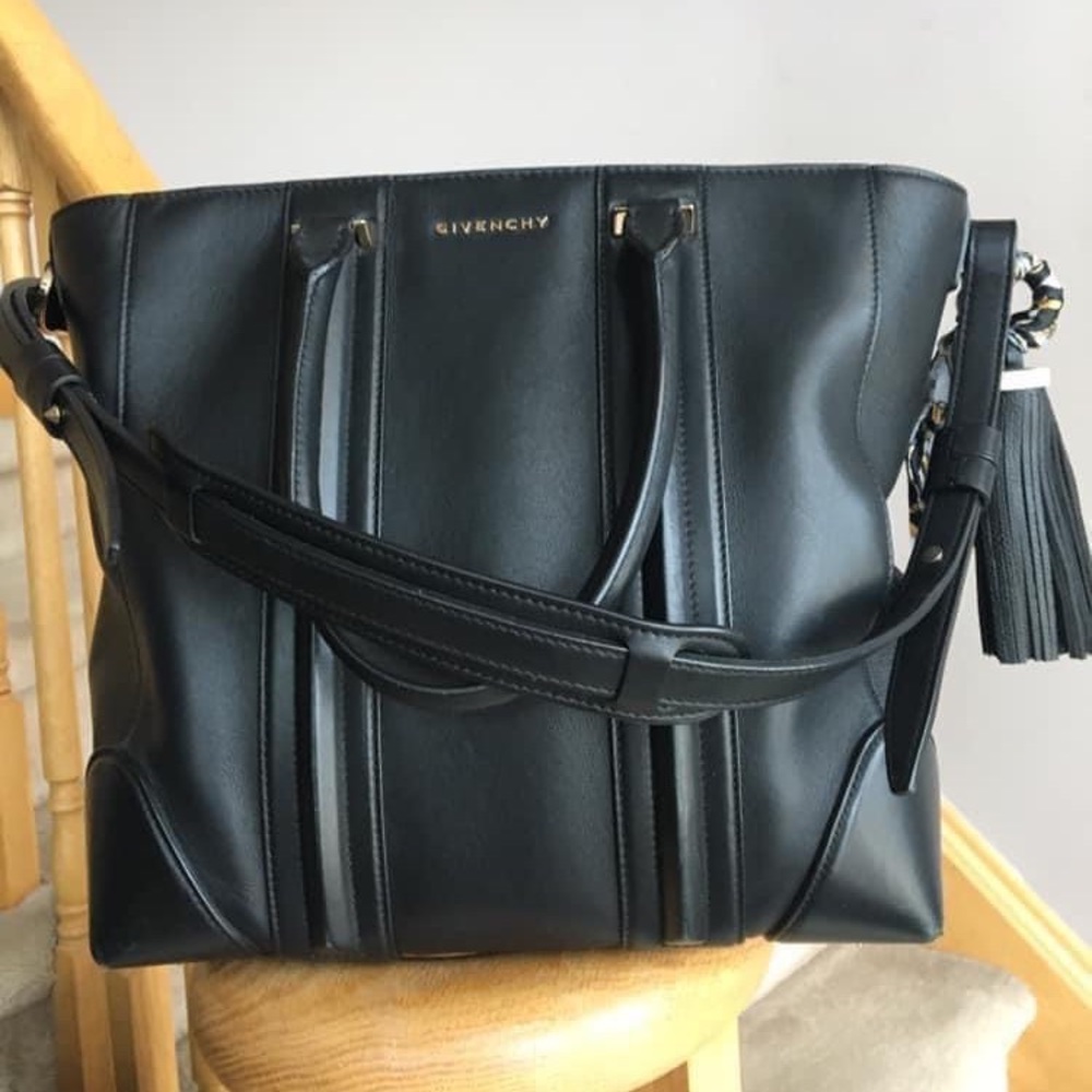 Givenchy Black Leather Tote - Picture 13 of 16